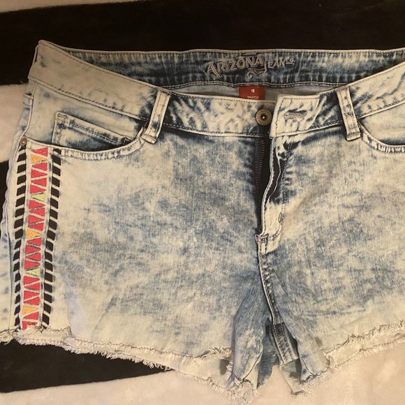 blue jeans shorts, size 15, worn 1 time - Picture 1 of 3